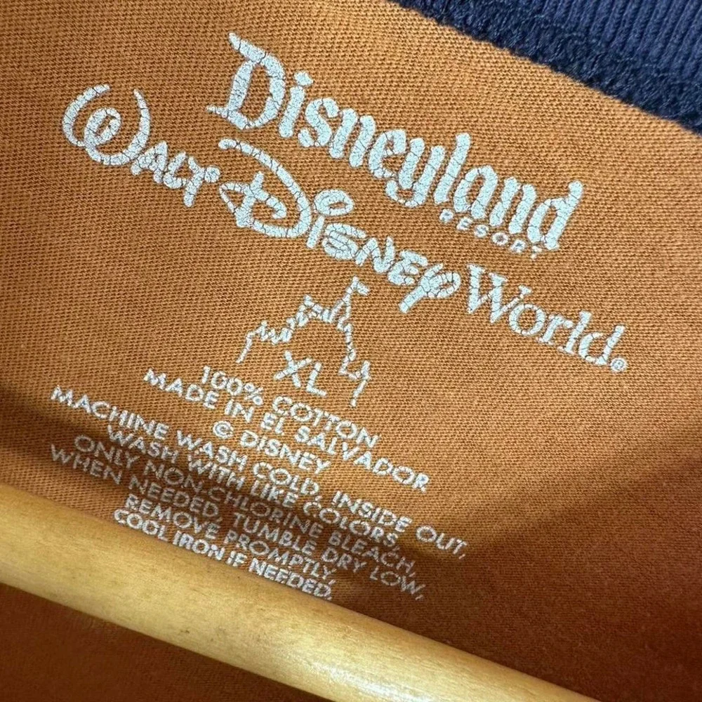 Disney Mickey‎ Mouse vintage orange and blue short sleeve pocket tee Men's  XL - Picture 3 of 4